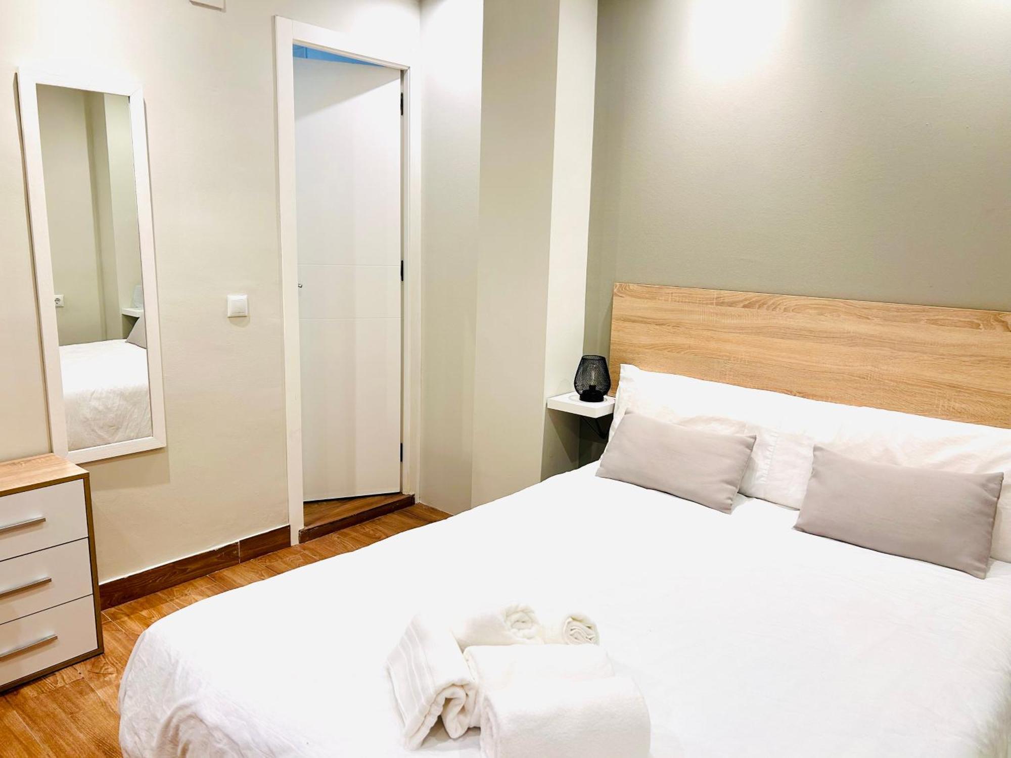 Plaza De Andalucia Home Con Parking Kordoba Bagian luar foto