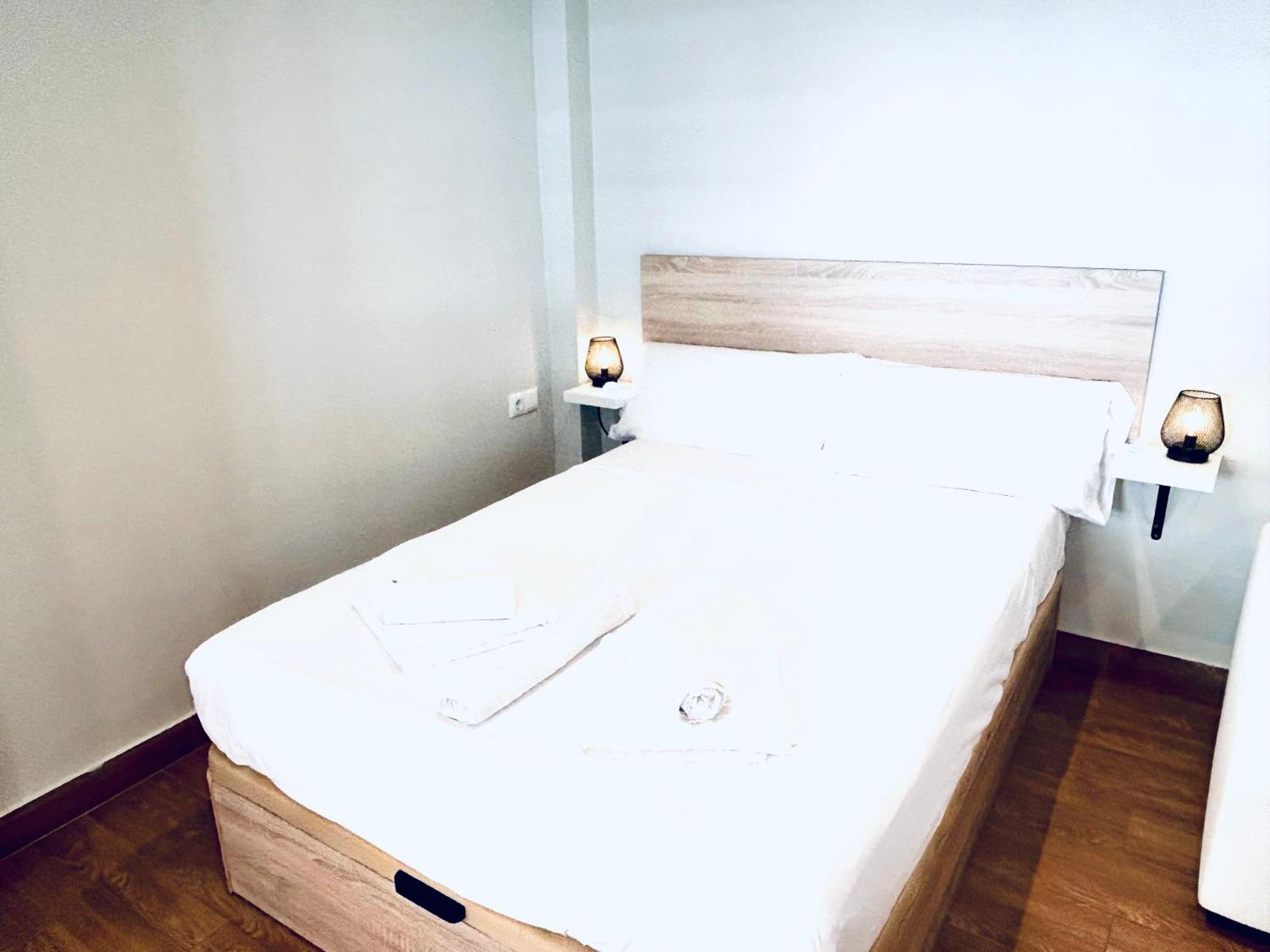 Plaza De Andalucia Home Con Parking Kordoba Bagian luar foto